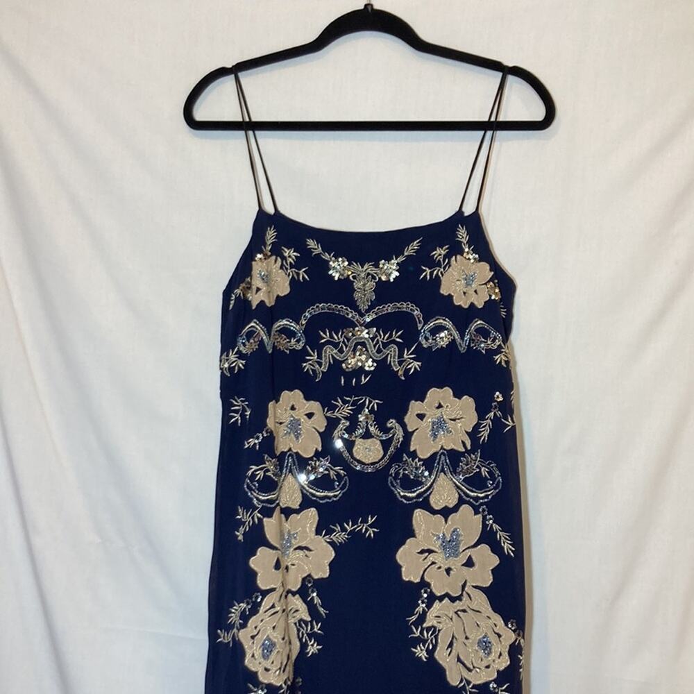 By Anthropologie Allaire Embroidered Floral Sequin Slip Dress Size S - Picture 3 of 9